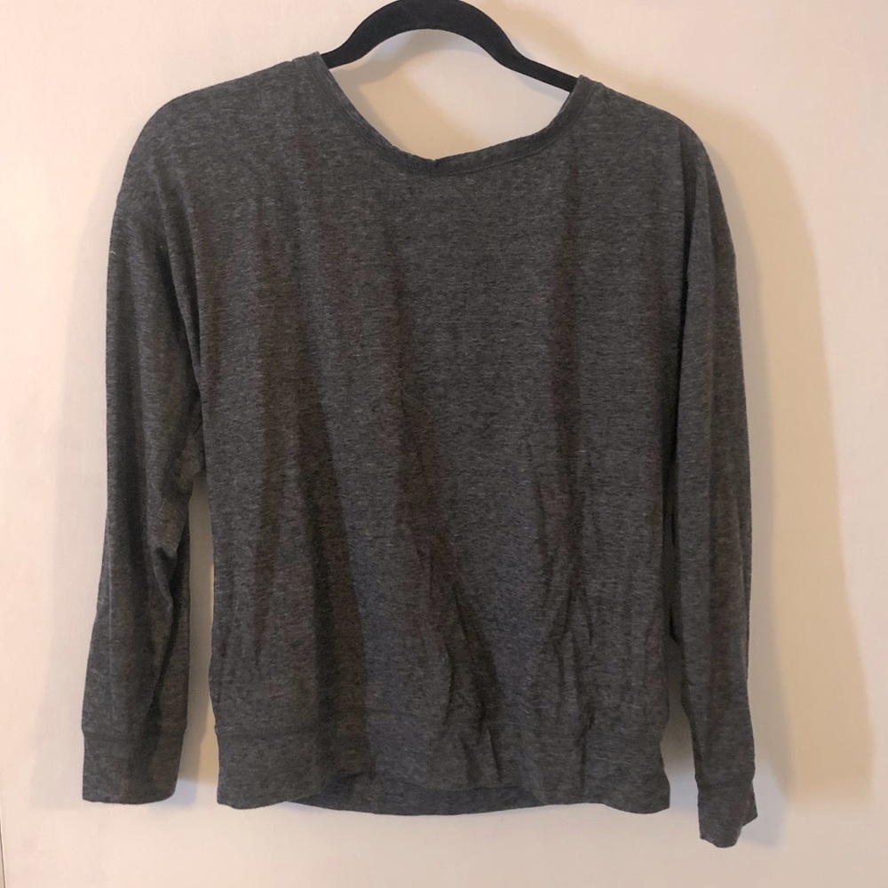 Victoria’s Secret Heather Grey Long Sleeve w/tie back